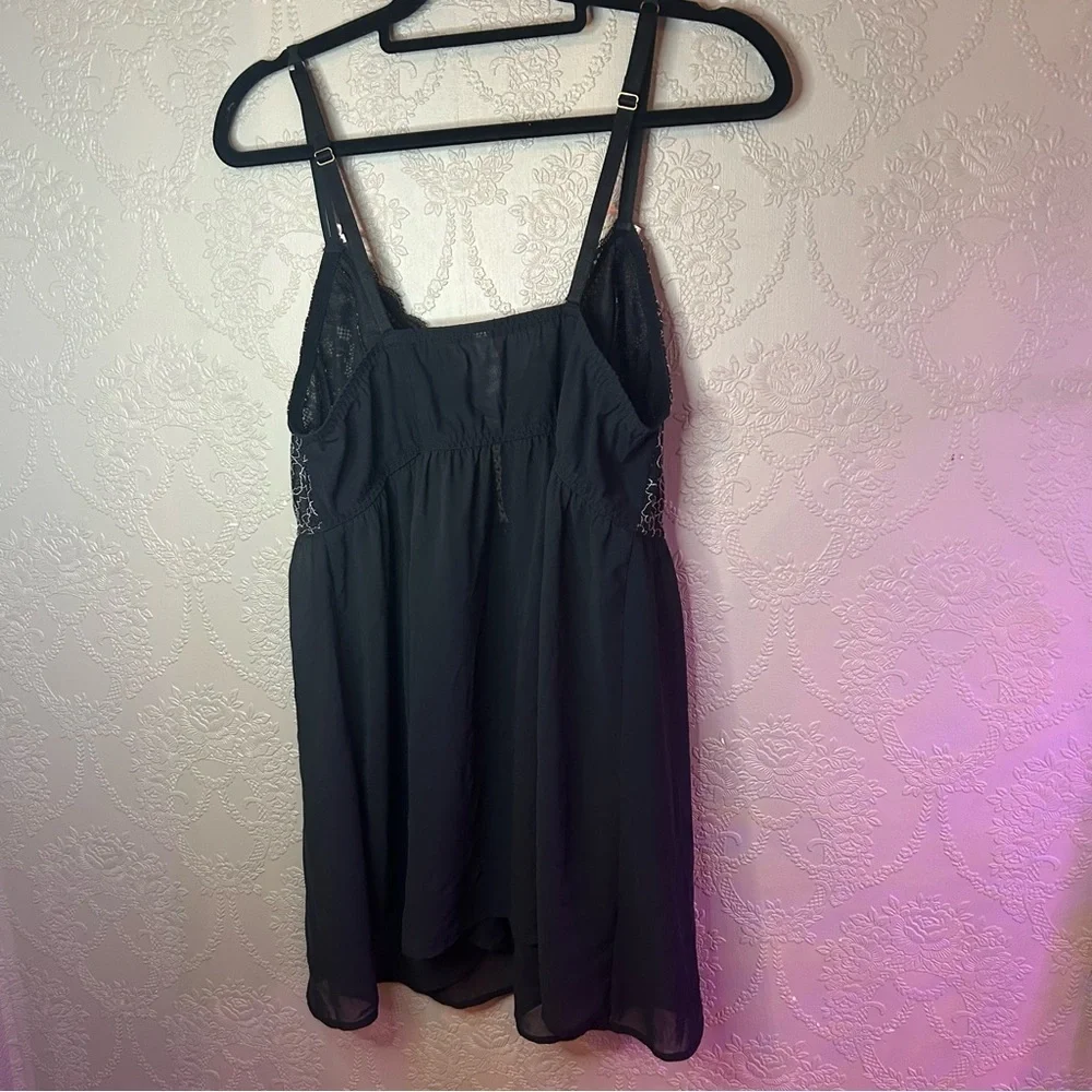Black Lace Nightgown with White Accents Cacique Nightie no wire 18 20